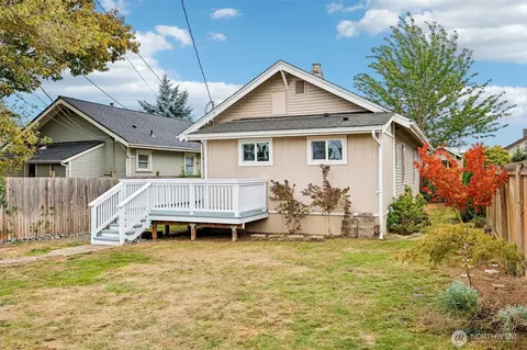 Exterior - 3005 Victor Pl, Everett, WA 98201 photo 11 of 11