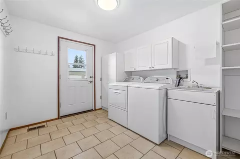 Other - 105 Sable Dr, Everson, WA 98247 photo 7 of 8