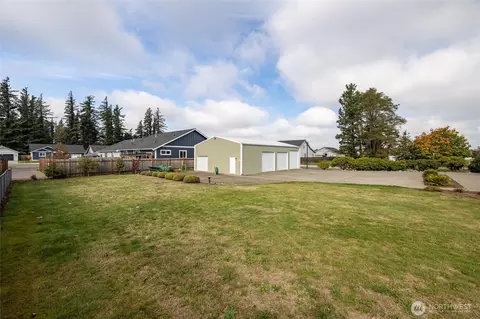 Exterior - 105 Sable Dr, Everson, WA 98247 photo 9 of 11
