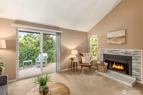 Living - 10842 NE 148th Ln #A4, Bothell, WA 98011 photo 3 of 3