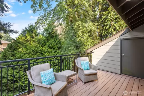 Exterior - 10842 NE 148th Ln #A4, Bothell, WA 98011 photo 2 of 4