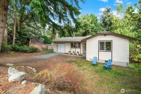 7614 SW 257th St, Vashon, WA 98070