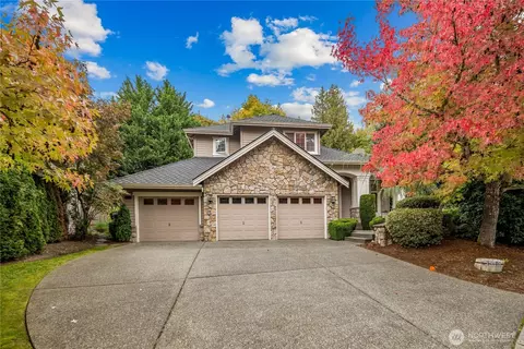 19618 NE 44th Pl, Sammamish, WA 98074