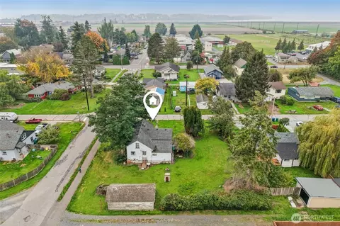 27325 101st Ave NW, Stanwood, WA 98292