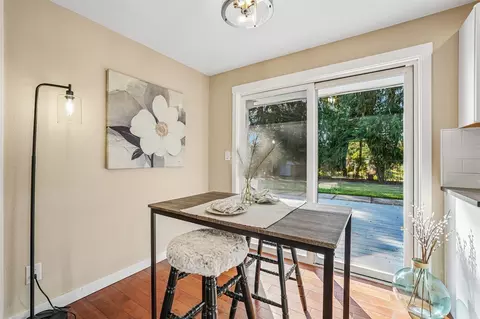 Dining - 208 116th Pl SE, Everett, WA 98208 photo 1 of 1