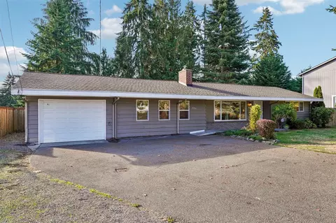 Exterior - 208 116th Pl SE, Everett, WA 98208 photo 2 of 8
