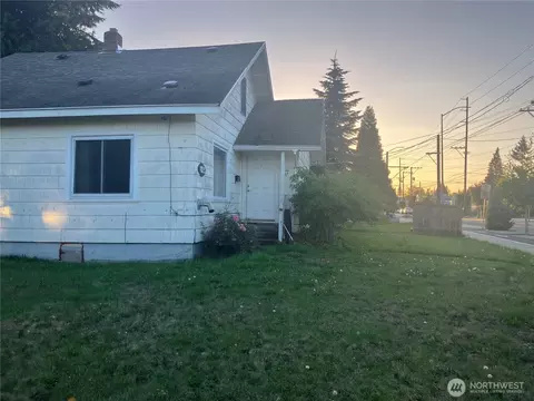 102 S 64th St, Tacoma, WA 98408