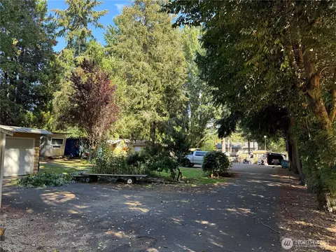 334 Devoe St NE, Olympia, WA 98507