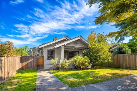 2570 5th Ave W, Seattle, WA 98119