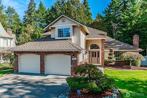 209 SW 331st Pl, Federal Way, WA 98023