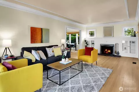 Living - 8024 16th Ave NE, Seattle, WA 98115 photo 1 of 2