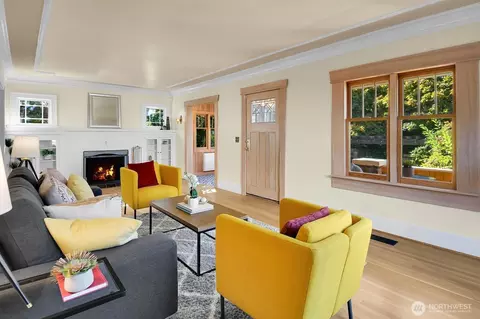 Living - 8024 16th Ave NE, Seattle, WA 98115 photo 2 of 2