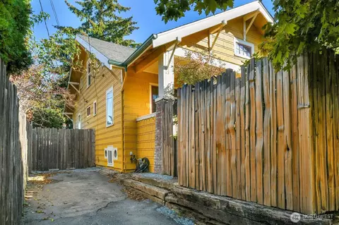 Exterior - 8024 16th Ave NE, Seattle, WA 98115 photo 13 of 13