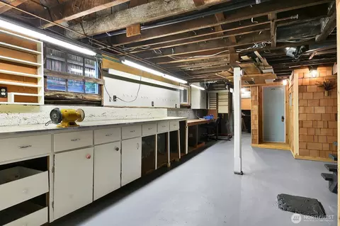 Other - 8024 16th Ave NE, Seattle, WA 98115 photo 4 of 5