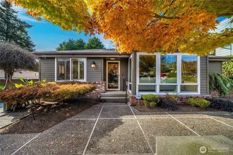 10501 39th Ave SW, Seattle, WA 98146