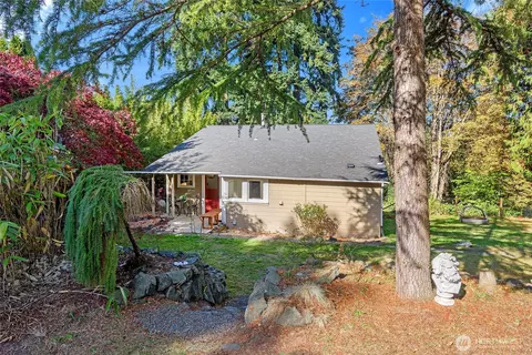 141 Market St, Port Hadlock, WA 98339