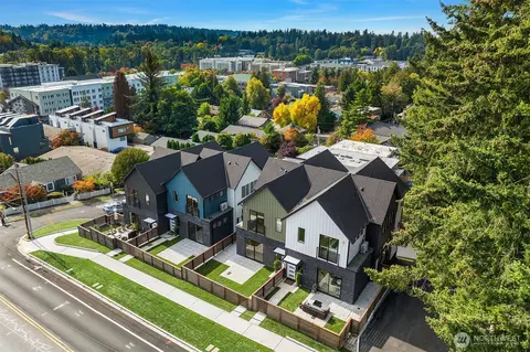 View/Area - 18607 A 104th Ave NE, Bothell, WA 98011 photo 1 of 1