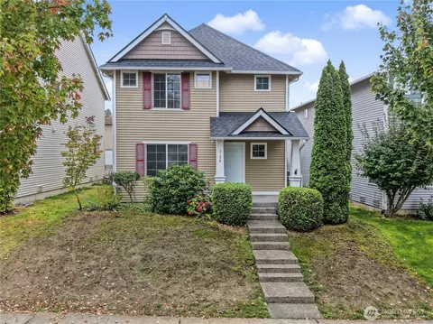 3175 Shaw St, Dupont, WA 98327