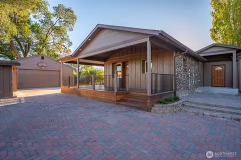 603 NE Road 19, Soap Lake, WA 98851