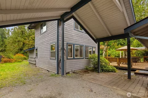 Exterior - 24404 SE 376th St, Enumclaw, WA 98022 photo 3 of 7