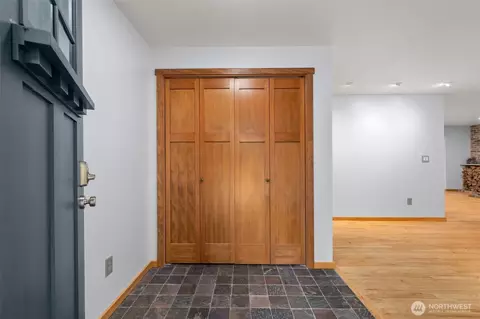 Entry Way - 24404 SE 376th St, Enumclaw, WA 98022 photo 1 of 1