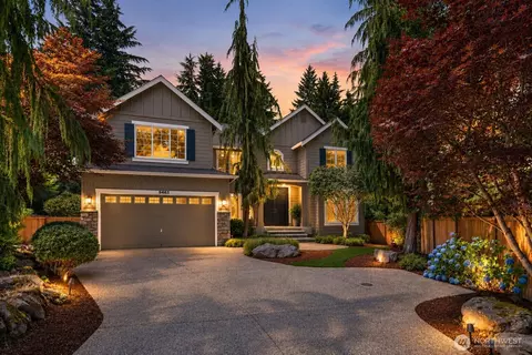 9463 221st Pl NE, Redmond, WA 98053