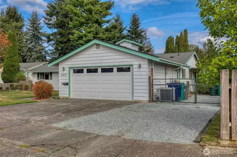 Exterior - 649 C Ct, Enumclaw, WA 98022 photo 3 of 6