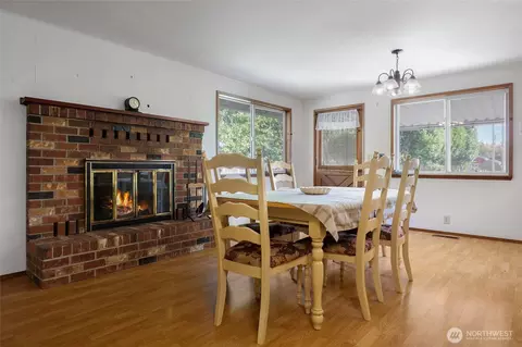 Dining - 649 C Ct, Enumclaw, WA 98022 photo 1 of 2