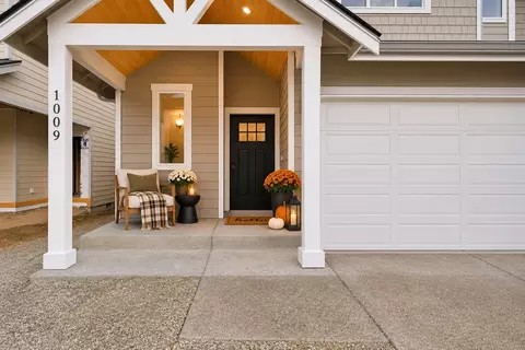 1009 126th Street Ct E, Tacoma, WA 98445
