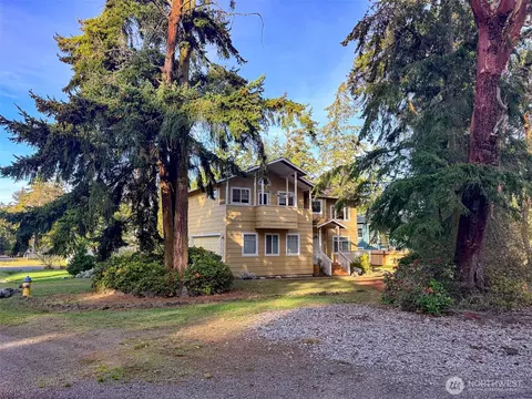1344 Hancock St, Port Townsend, WA 98368