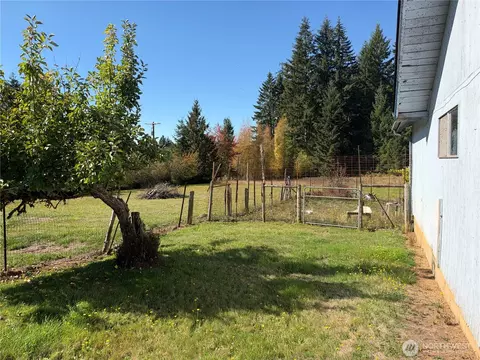Exterior - 166 Allman Rd, Winlock, WA 98596 photo 10 of 16