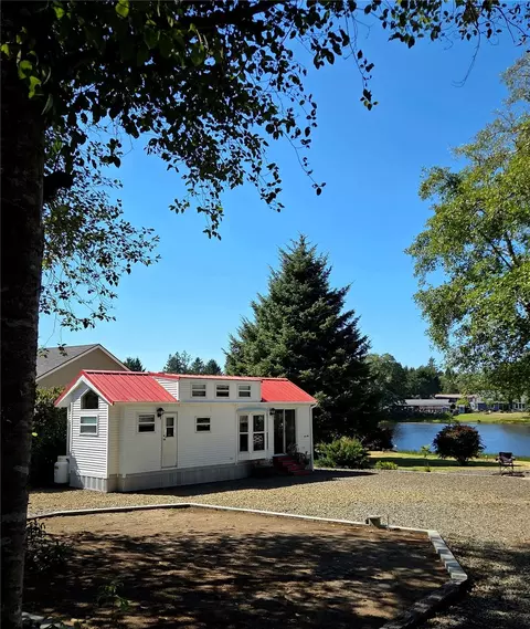 24107 Elm Pl, Ocean Park, WA 98640