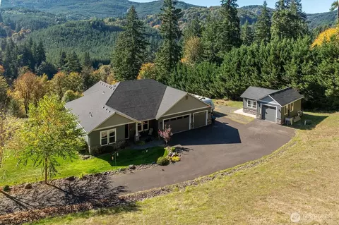 232 Rapids Dr, Kalama, WA 98625