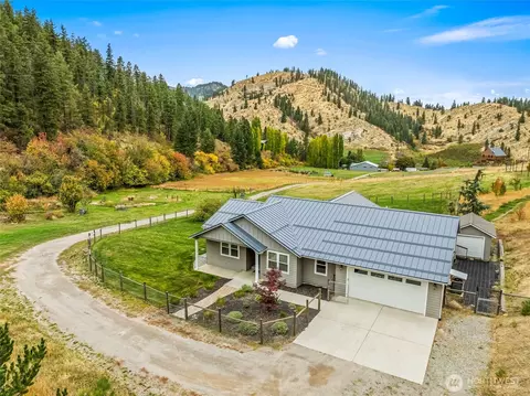 221 Libby Ln, Cashmere, WA 98815