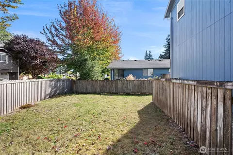 Exterior - 6716 Lower Ridge Rd, Everett, WA 98203 photo 6 of 7