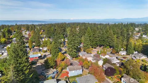 View/Area - 6716 Lower Ridge Rd, Everett, WA 98203 photo 3 of 3