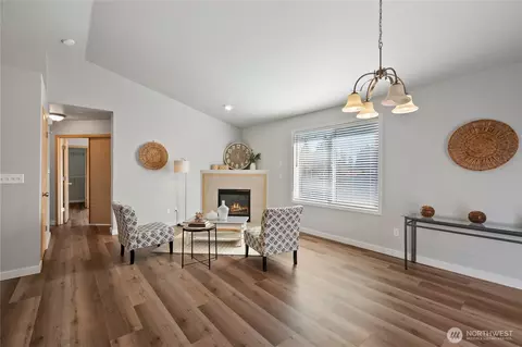 Living - 6716 Lower Ridge Rd, Everett, WA 98203 photo 2 of 4
