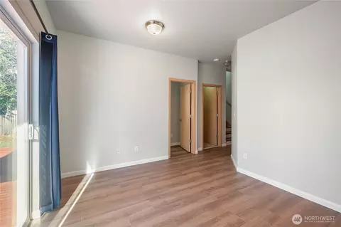 Living - 6716 Lower Ridge Rd, Everett, WA 98203 photo 4 of 4