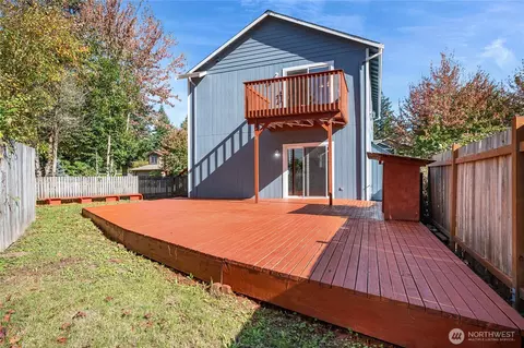 Exterior - 6716 Lower Ridge Rd, Everett, WA 98203 photo 5 of 7