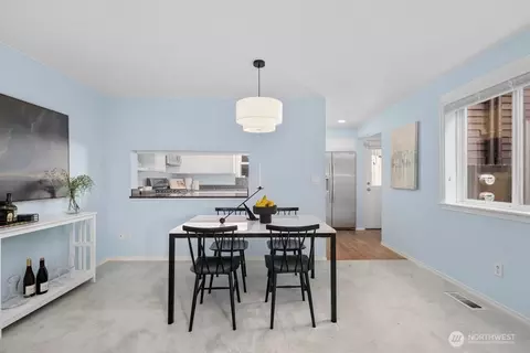 Dining - 317 27th Ave E, Seattle, WA 98112 photo 1 of 3