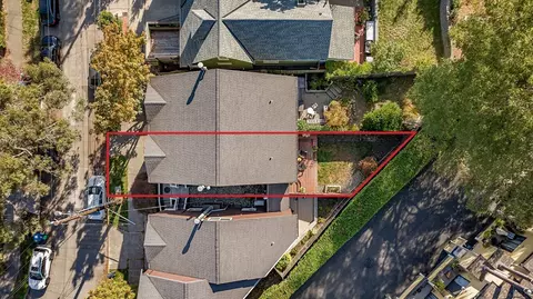Exterior - 317 27th Ave E, Seattle, WA 98112 photo 5 of 5