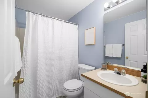 Bath - 317 27th Ave E, Seattle, WA 98112 photo 1 of 2