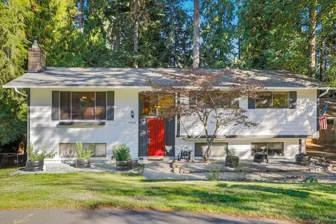 7468 Tepee Cir NE, Bremerton, WA 98311