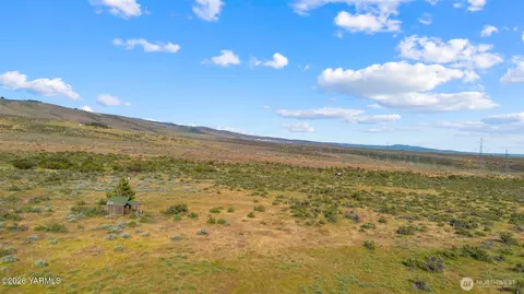 5750 Robbins Rd, Ellensburg, WA 98926
