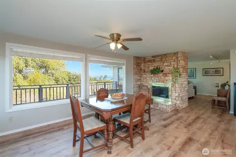 Dining - 1434 Marine Dr, Sequim, WA 98382 photo 2 of 3