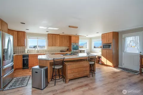 Kitchen - 1434 Marine Dr, Sequim, WA 98382 photo 1 of 3