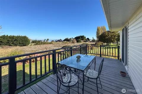 Exterior - 1434 Marine Dr, Sequim, WA 98382 photo 5 of 7