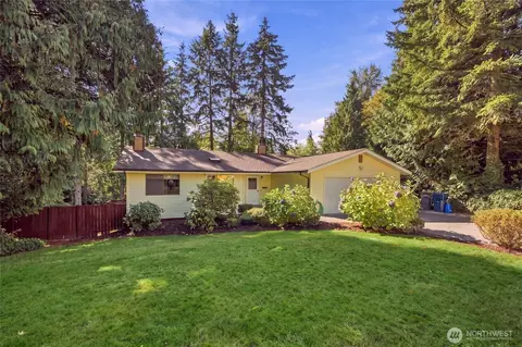 Exterior - 2512 187th Pl SE, Bothell, WA 98012 photo 9 of 12
