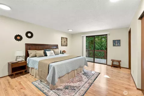 Bedroom - 2512 187th Pl SE, Bothell, WA 98012 photo 2 of 3