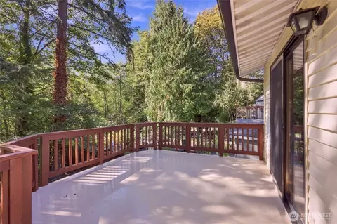Exterior - 2512 187th Pl SE, Bothell, WA 98012 photo 7 of 12